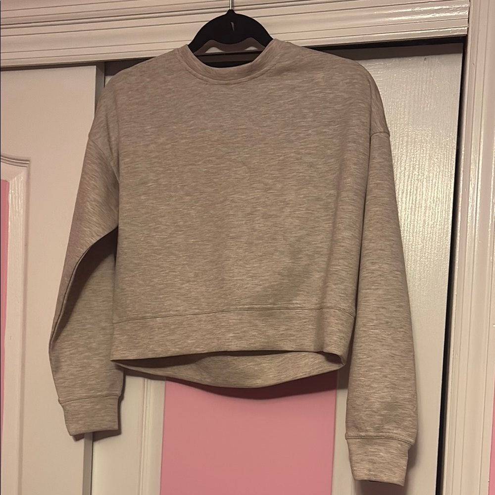 Gray Cropped Sweatshirt and matching sweatpants